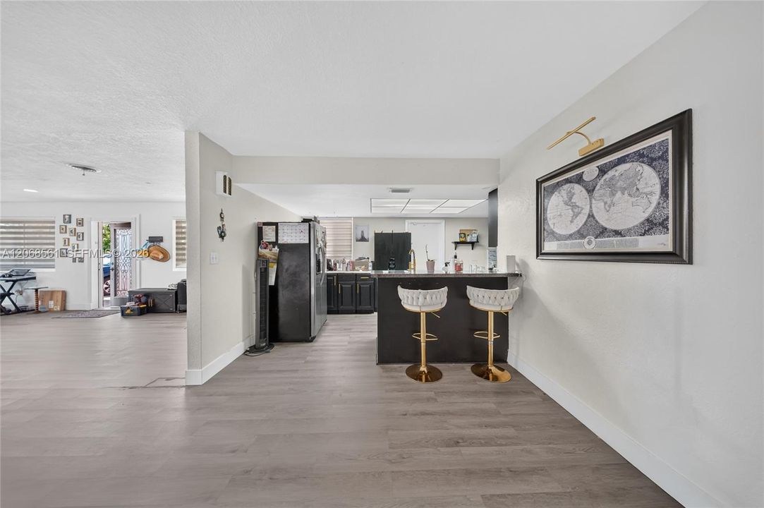 For Sale: $825,000 (3 beds, 2 baths, 2368 Square Feet)