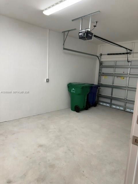 For Rent: $3,950 (3 beds, 2 baths, 1633 Square Feet)