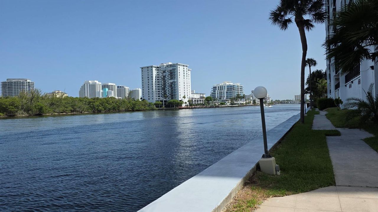 Intracoastal ground level view