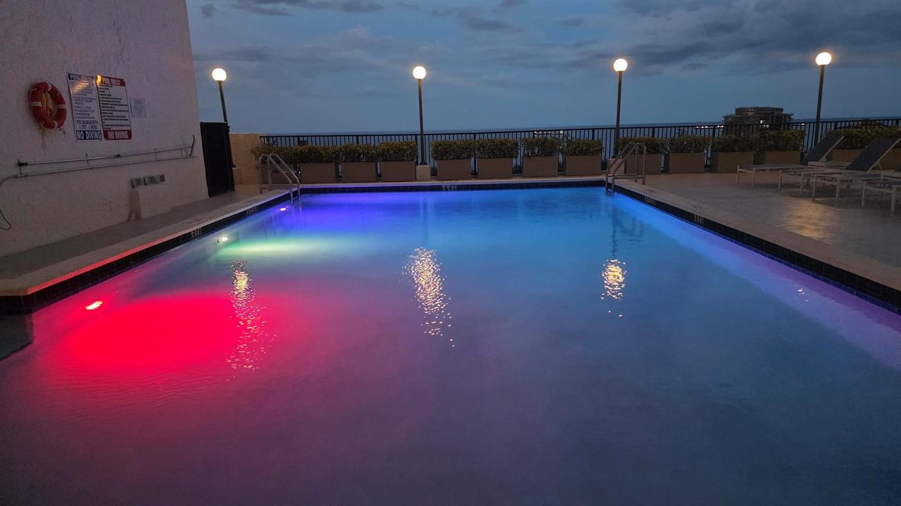 Night time at the pool