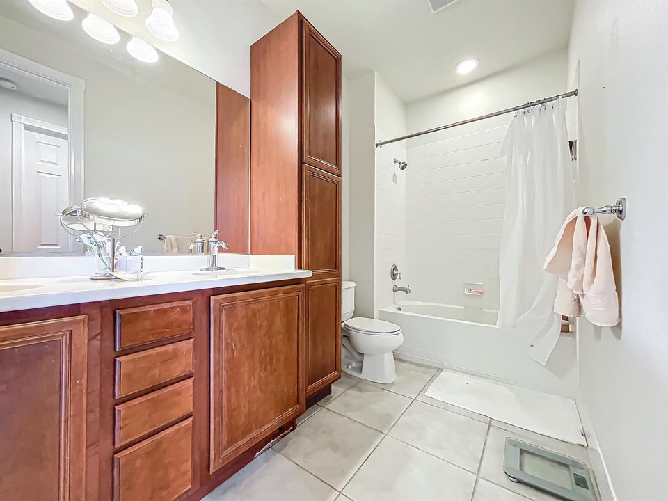 1164 Islamorada Drive-33