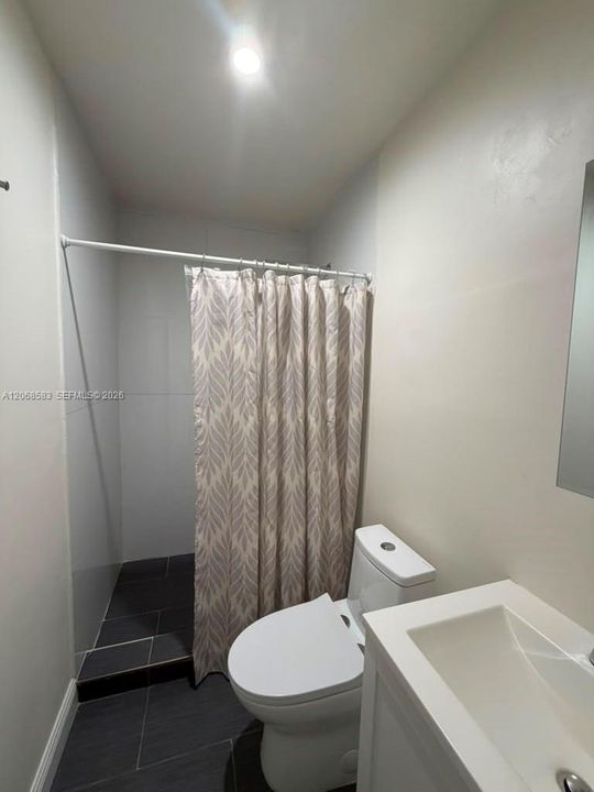 For Rent: $1,700 (0 beds, 1 baths, 1543 Square Feet)
