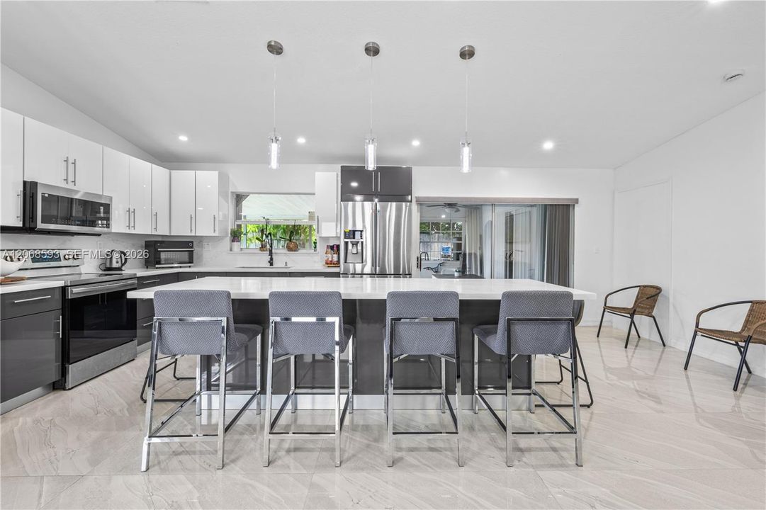 For Sale: $730,000 (4 beds, 2 baths, 2025 Square Feet)