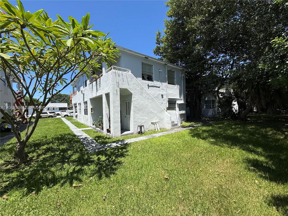 For Sale: $1,375,000 (0 beds, 0 baths, 2792 Square Feet)