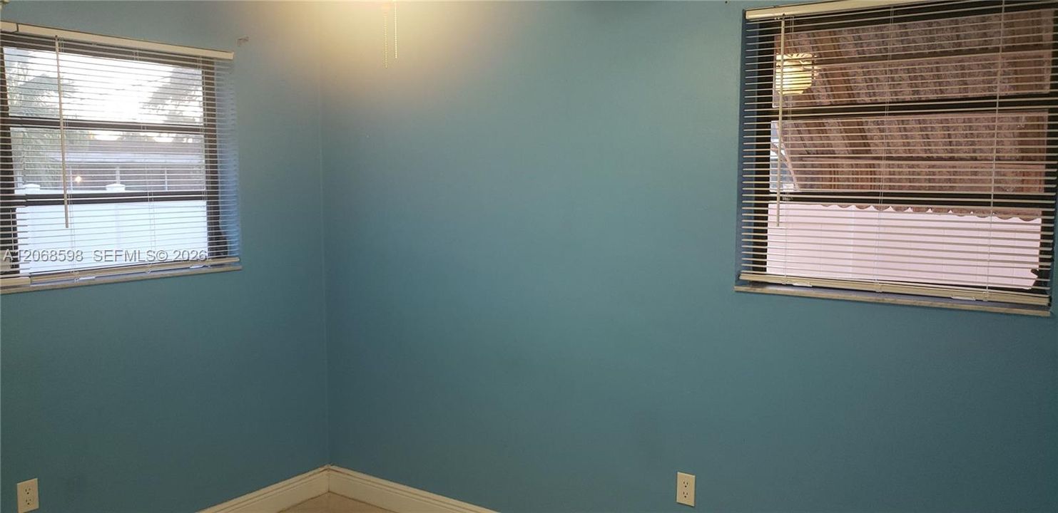 For Rent: $2,900 (2 beds, 1 baths, 1137 Square Feet)