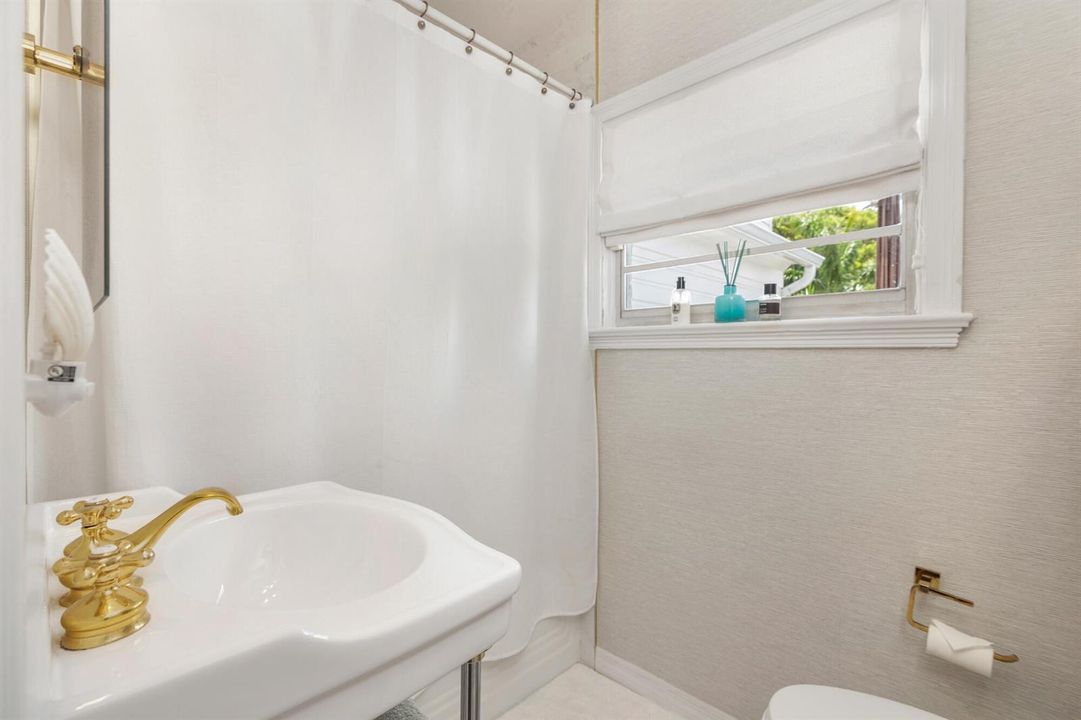 Bathroom 2
