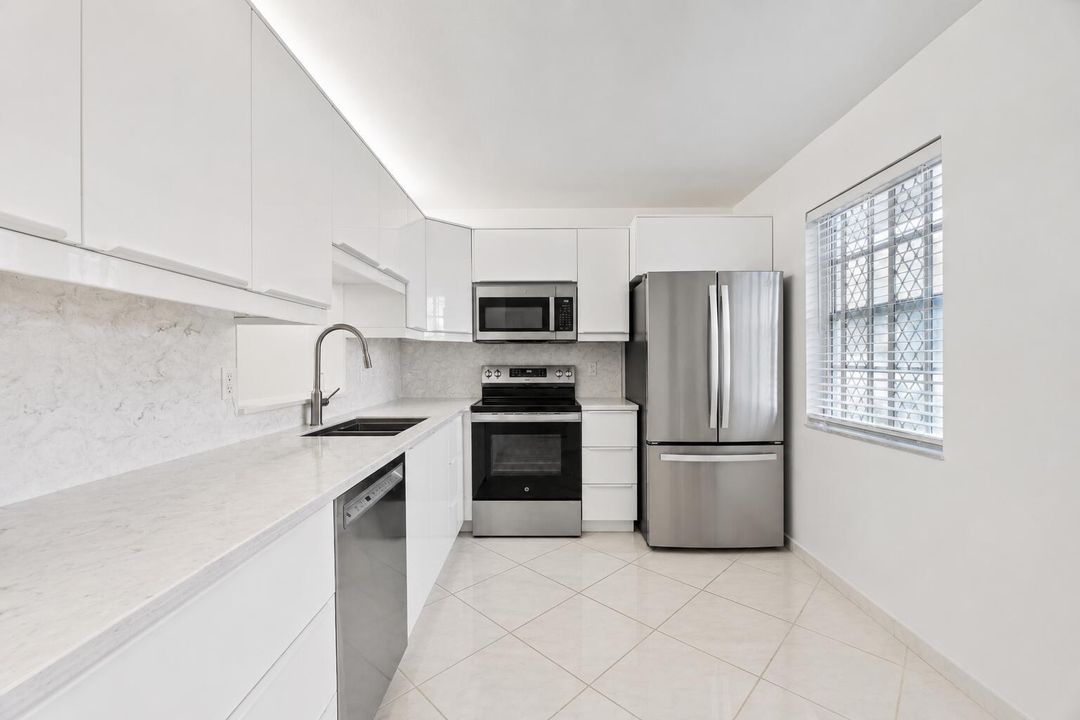 Sparkling Kitchen
