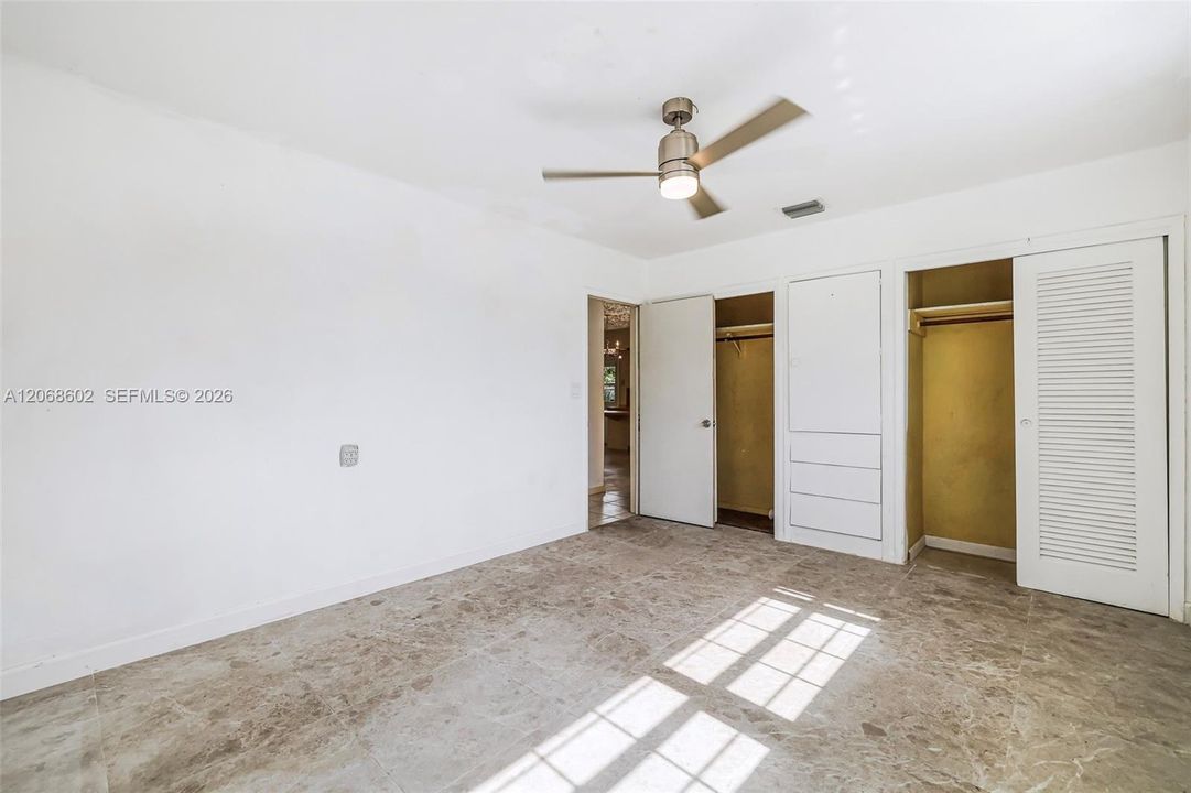 For Sale: $412,000 (3 beds, 2 baths, 1603 Square Feet)