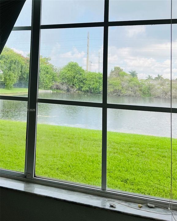 Recently Rented: $2,500 (3 beds, 2 baths, 1132 Square Feet)