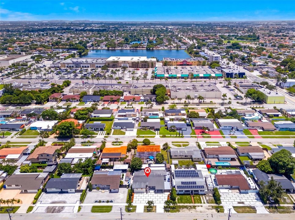 For Sale: $895,000 (5 beds, 3 baths, 2293 Square Feet)