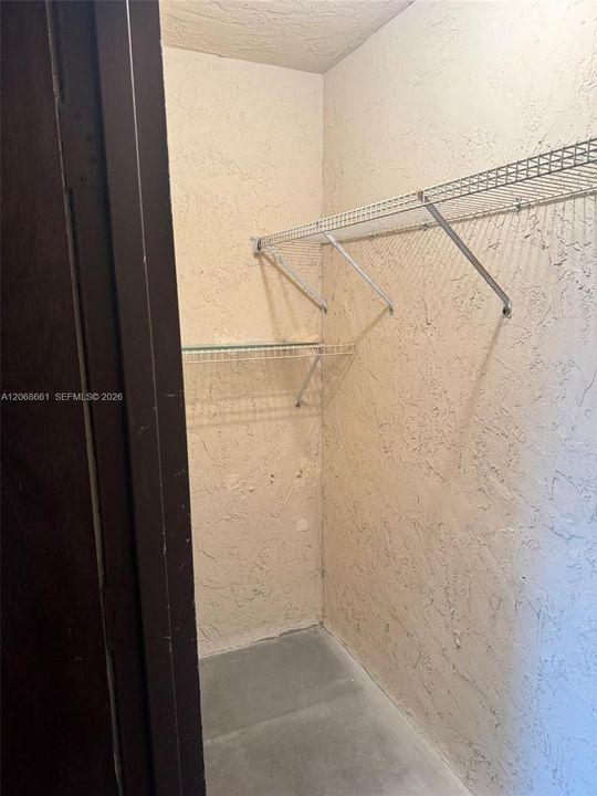En Venta: $310,000 (2 camas, 2 baños, 1040 Pies cuadrados)