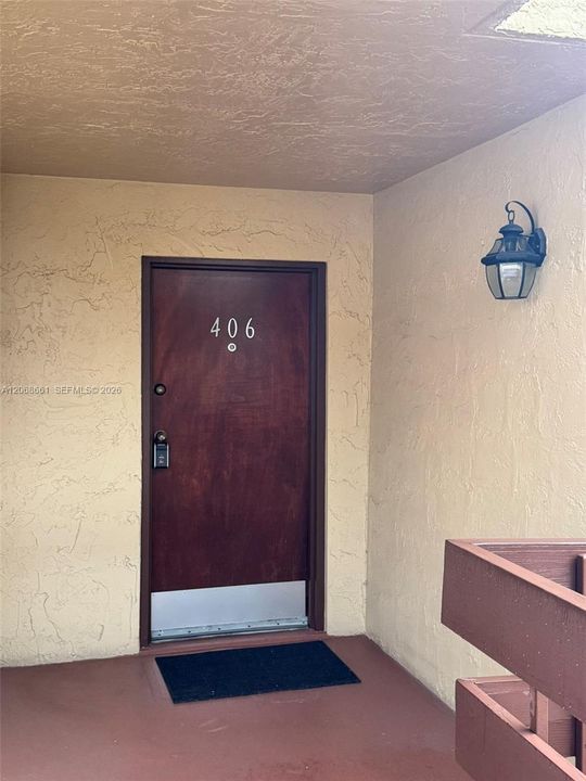 En Venta: $310,000 (2 camas, 2 baños, 1040 Pies cuadrados)