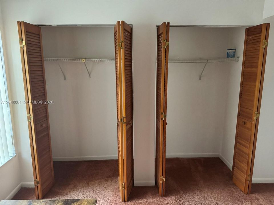 En Venta: $310,000 (2 camas, 2 baños, 1040 Pies cuadrados)