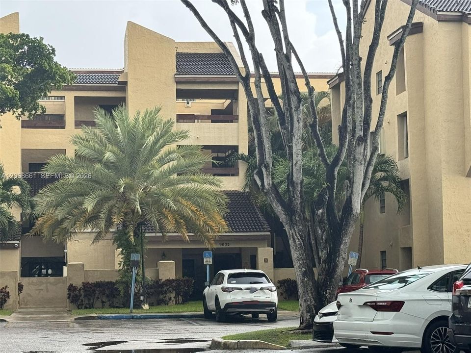 En Venta: $310,000 (2 camas, 2 baños, 1040 Pies cuadrados)