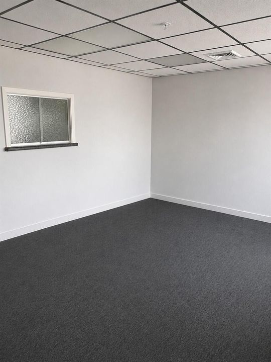 Suite 2 - Office 2 b
