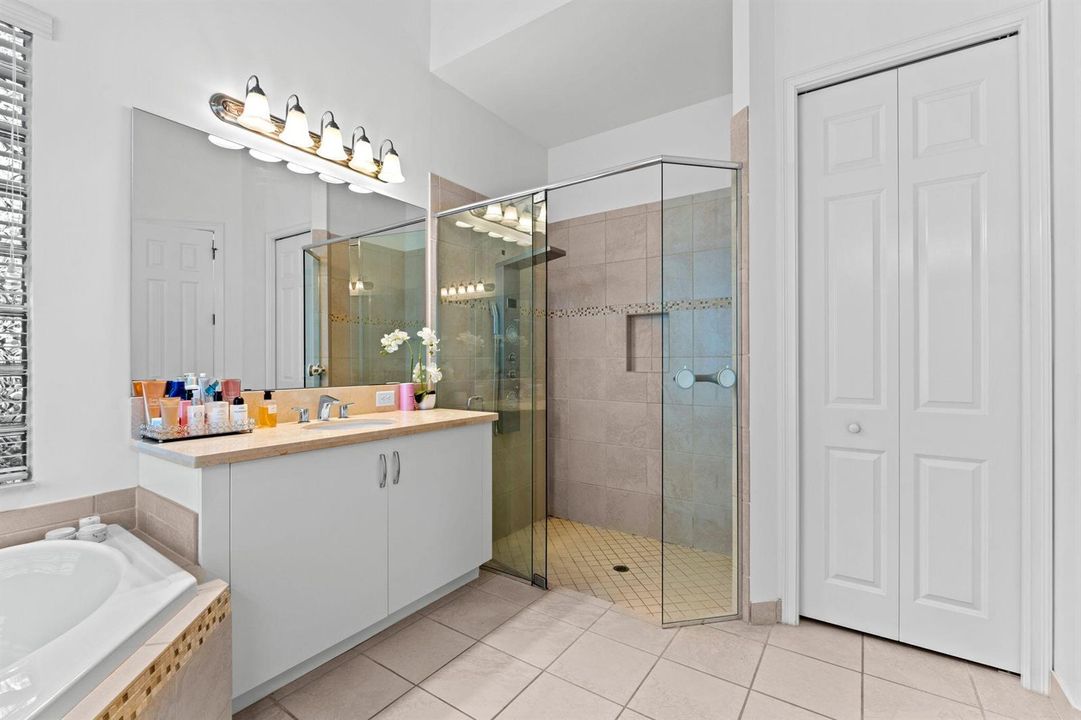 34-web-or-mls-A7401326