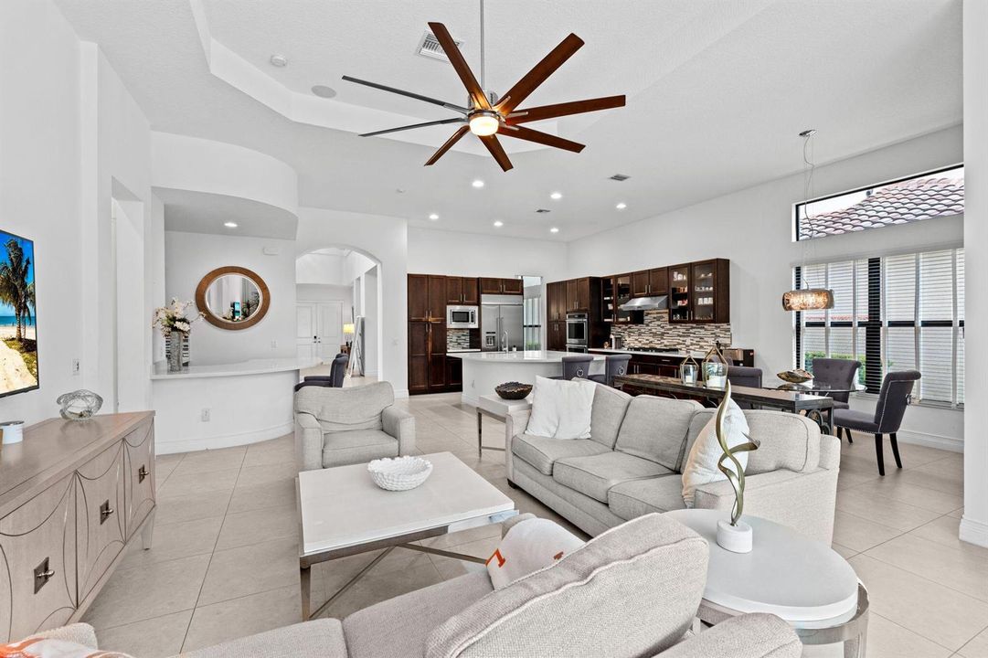 25-web-or-mls-A7401389