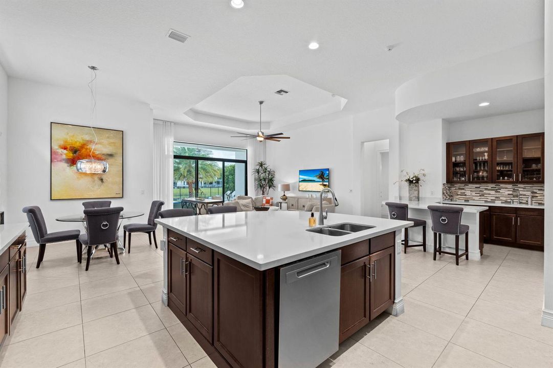 19-web-or-mls-A7401368