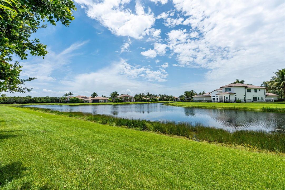 57-web-or-mls-A7401443