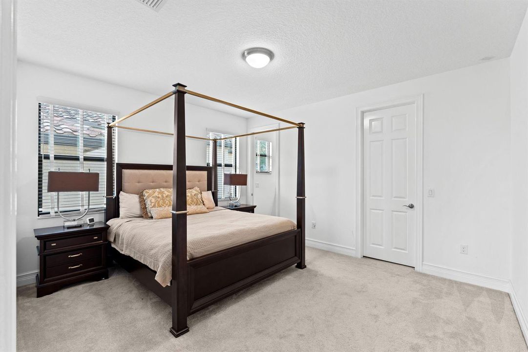 31-web-or-mls-A7401308