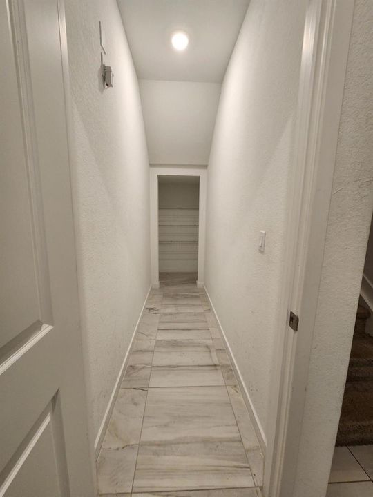 6185