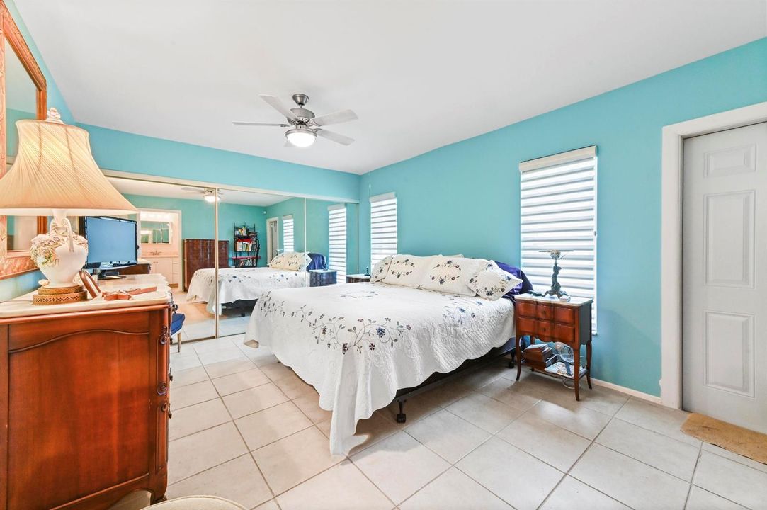 19 Bed room 01