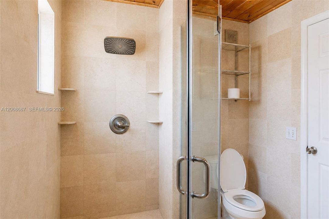Activo con contrato: $3,200 (2 camas, 2 baños, 0 Pies cuadrados)