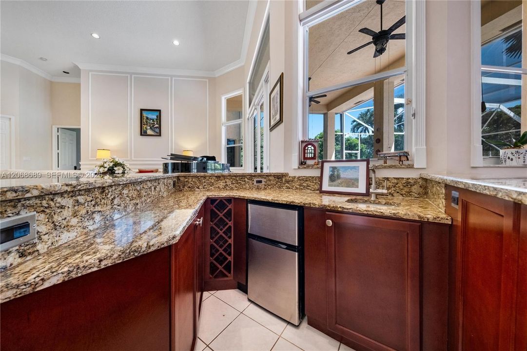 На продажу: $1,780,000 (4 спален, 4 ванн, 4190 Квадратных фут)