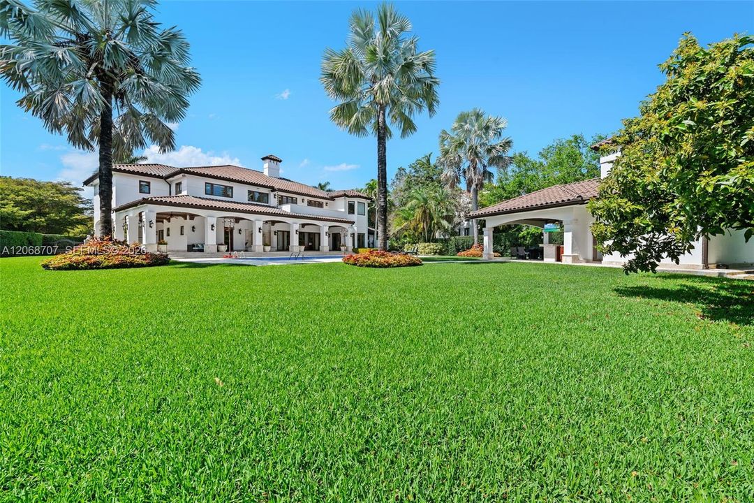 For Sale: $16,900,000 (7 beds, 8 baths, 11190 Square Feet)