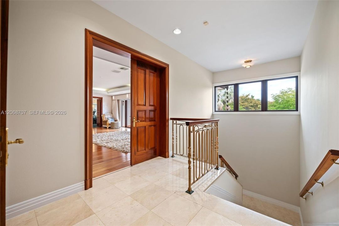 For Sale: $16,900,000 (7 beds, 8 baths, 11190 Square Feet)
