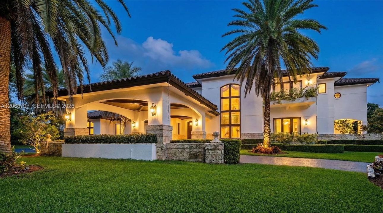 For Sale: $16,900,000 (7 beds, 8 baths, 11190 Square Feet)