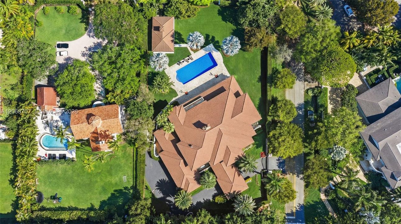 For Sale: $16,900,000 (7 beds, 8 baths, 11190 Square Feet)