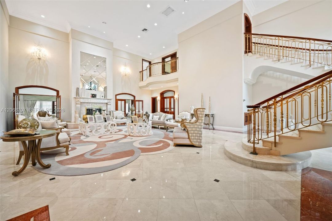 For Sale: $16,900,000 (7 beds, 8 baths, 11190 Square Feet)