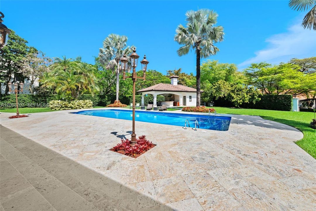 For Sale: $16,900,000 (7 beds, 8 baths, 11190 Square Feet)