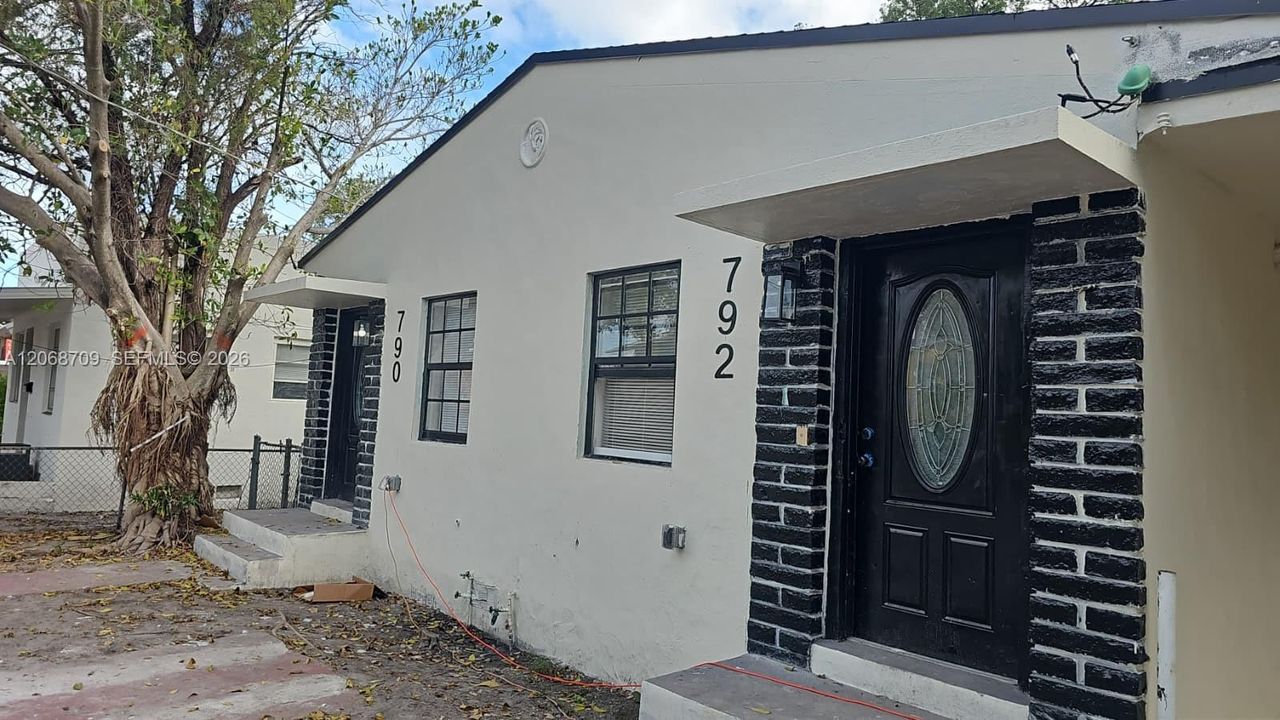 For Sale: $535,000 (0 beds, 0 baths, 1572 Square Feet)