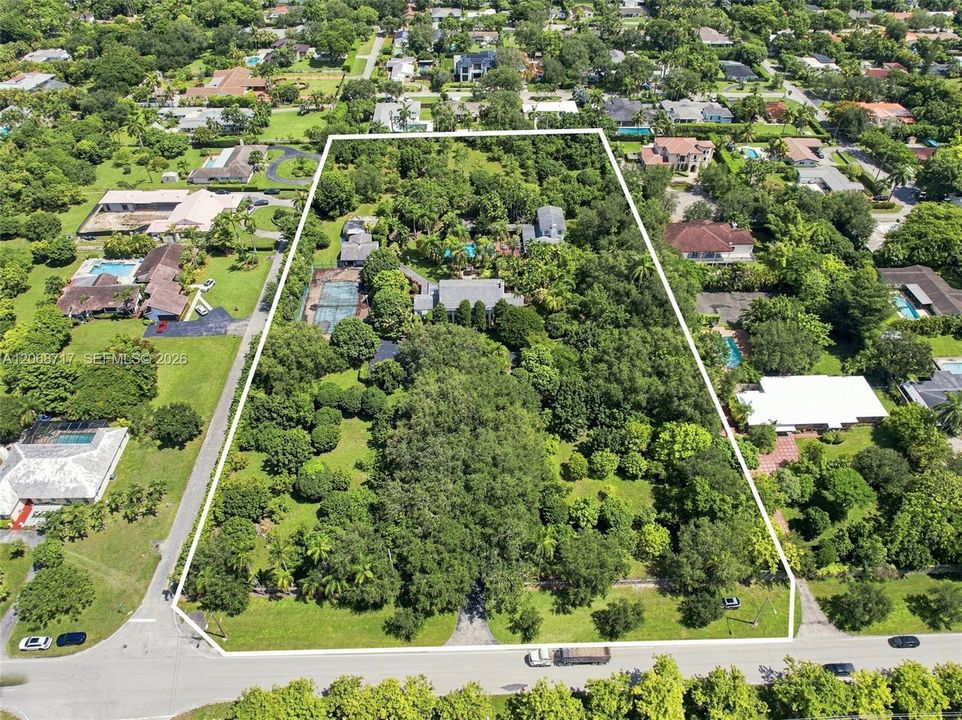 For Sale: $15,000,000 (5.00 acres)