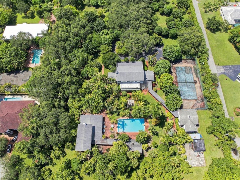 For Sale: $15,000,000 (5.00 acres)