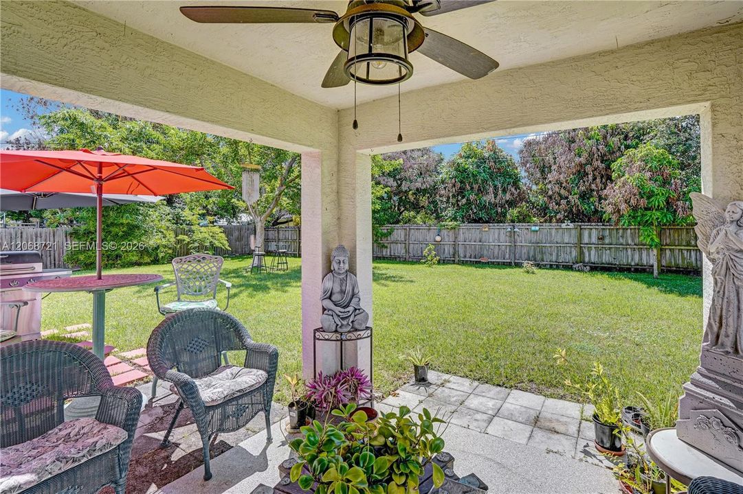 For Sale: $395,000 (3 beds, 2 baths, 1809 Square Feet)