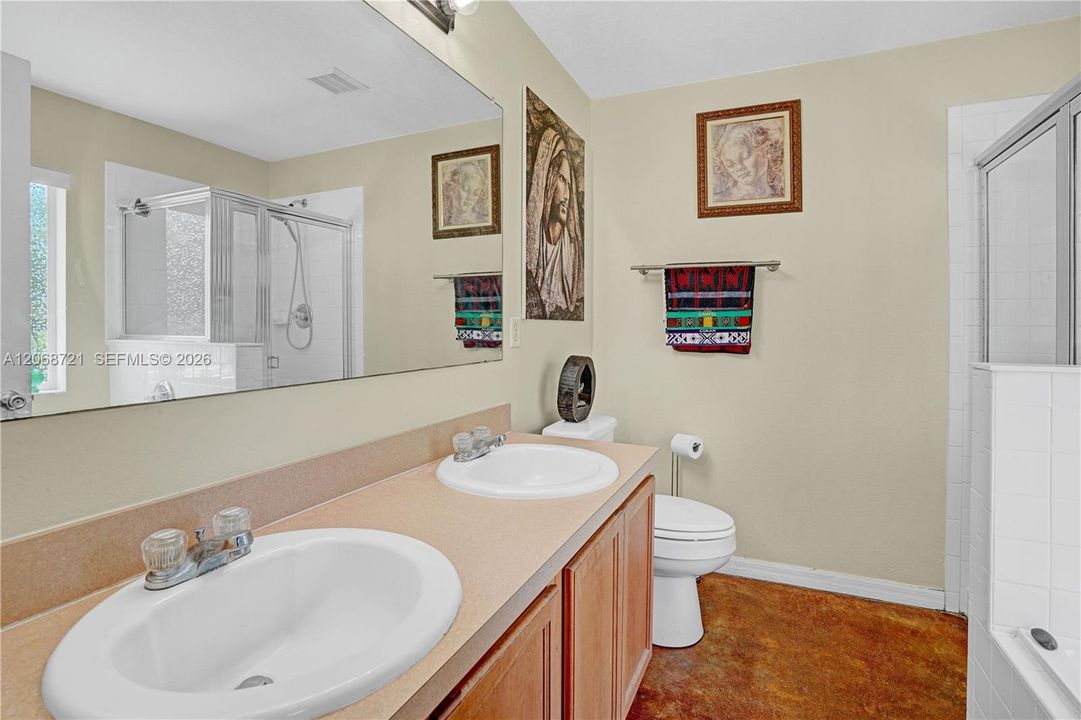 For Sale: $395,000 (3 beds, 2 baths, 1809 Square Feet)