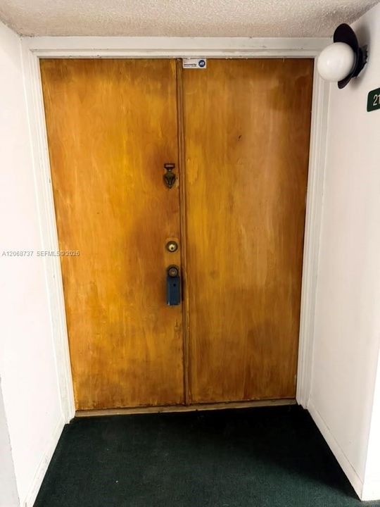 For Sale: $239,886 (2 beds, 2 baths, 898 Square Feet)