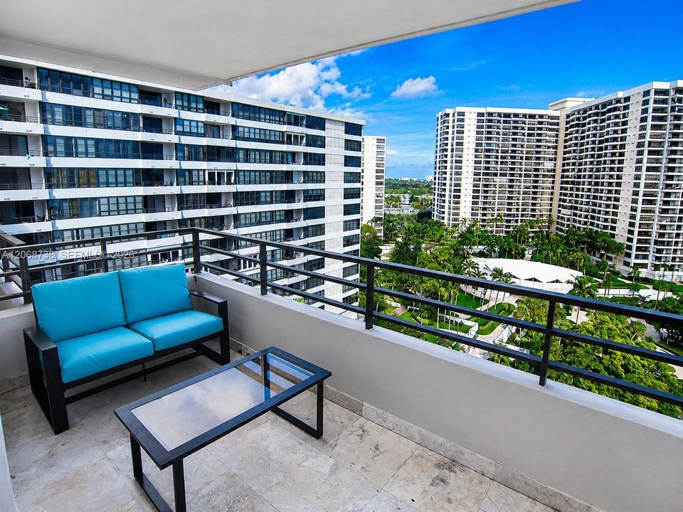 For Sale: $460,000 (2 beds, 2 baths, 1780 Square Feet)