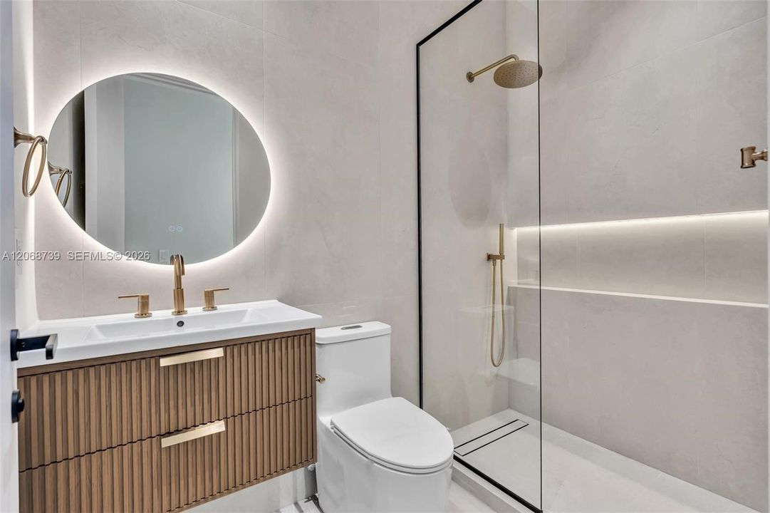 For Sale: $1,779,000 (4 beds, 4 baths, 2736 Square Feet)