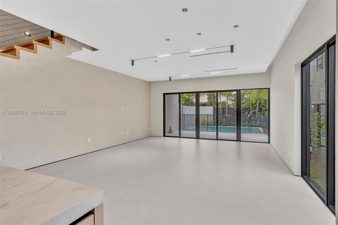 For Sale: $1,779,000 (4 beds, 4 baths, 2736 Square Feet)