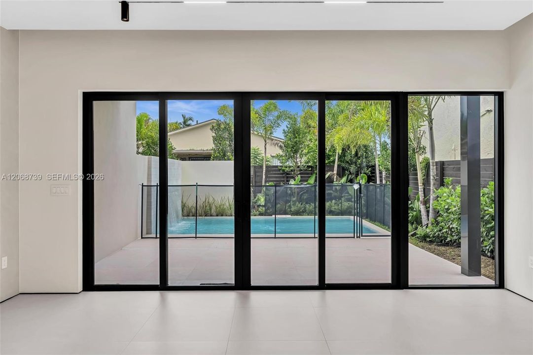 For Sale: $1,779,000 (4 beds, 4 baths, 2736 Square Feet)