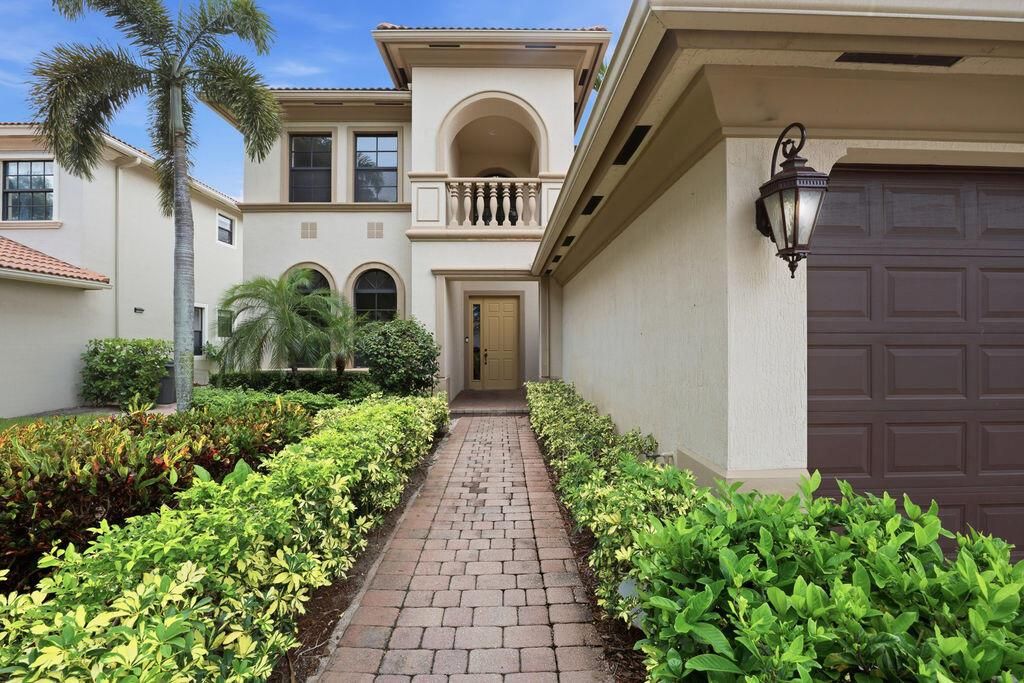 Front Exterior Entry
