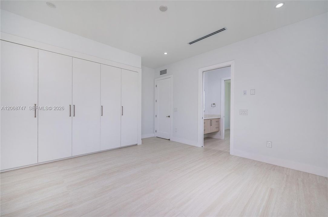 For Sale: $1,695,000 (4 beds, 4 baths, 0 Square Feet)