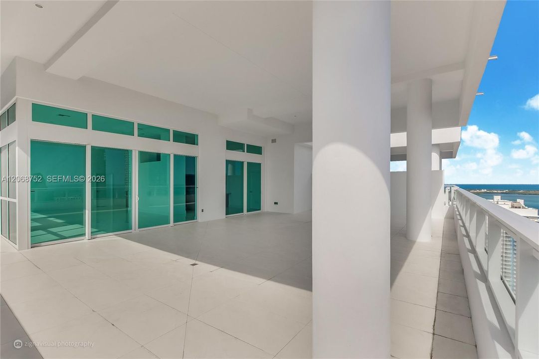 For Rent: $18,500 (0 beds, 0 baths, 3113 Square Feet)