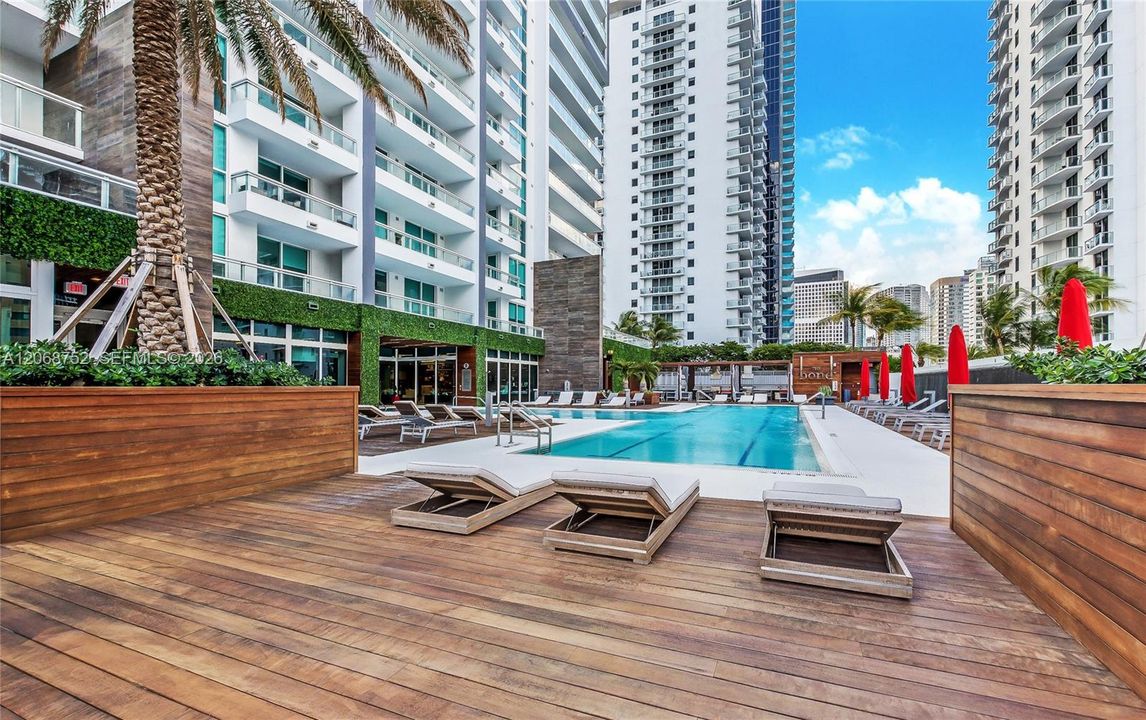 For Rent: $18,500 (0 beds, 0 baths, 3113 Square Feet)