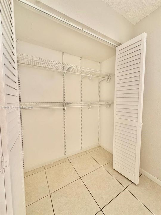 For Rent: $1,890 (2 beds, 2 baths, 832 Square Feet)
