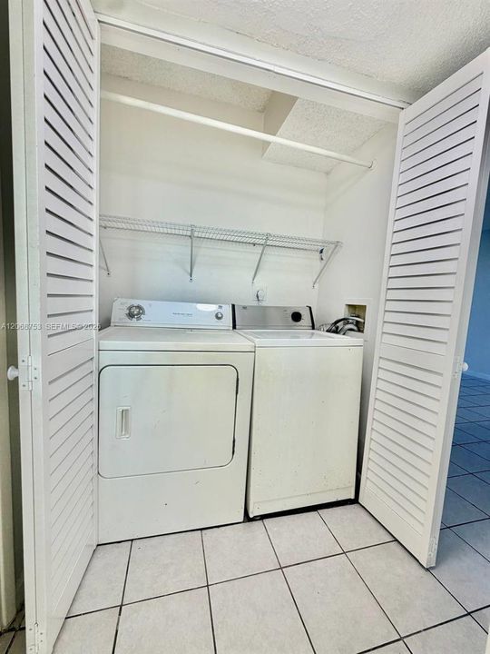 For Rent: $1,890 (2 beds, 2 baths, 832 Square Feet)